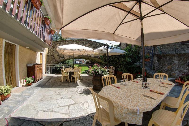 אאוסטה Hotel Cecchin מראה חיצוני תמונה