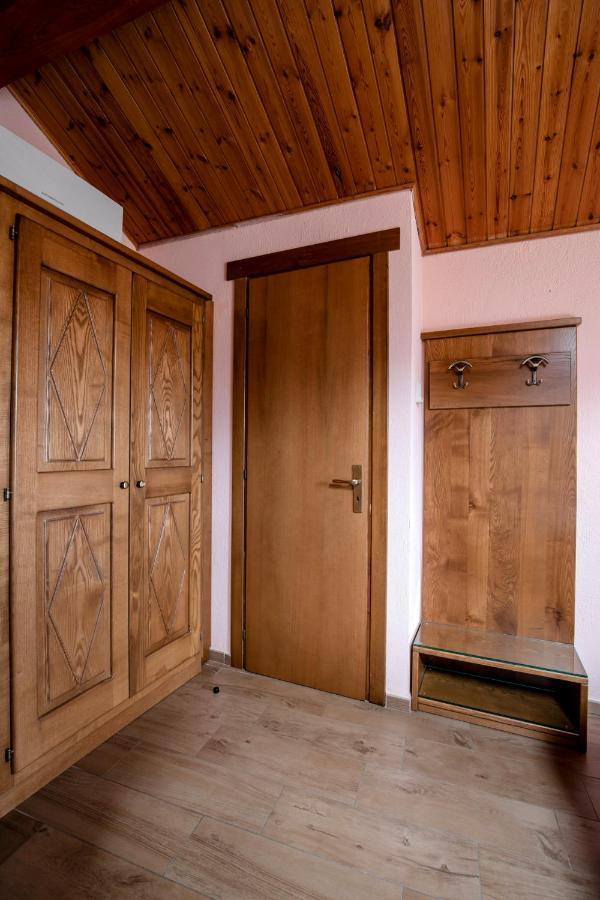 אאוסטה Hotel Cecchin מראה חיצוני תמונה