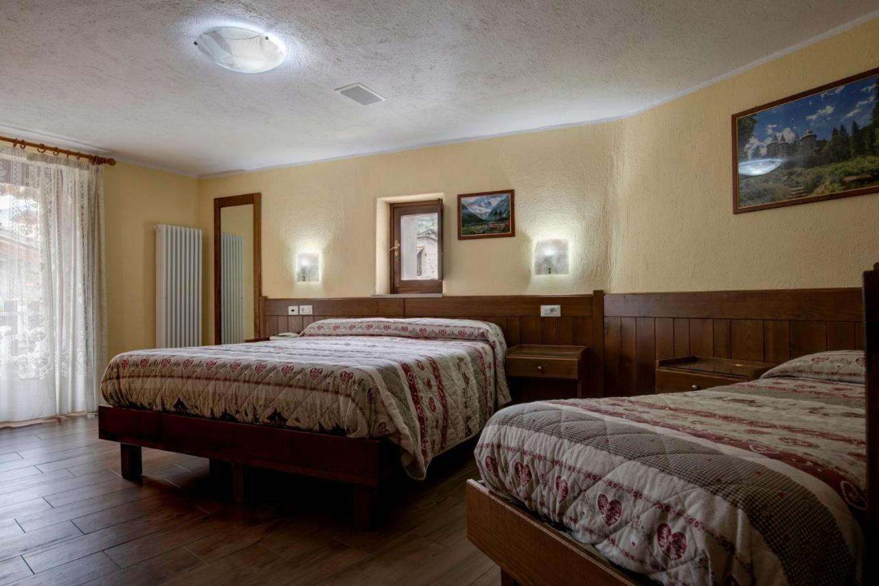 אאוסטה Hotel Cecchin מראה חיצוני תמונה