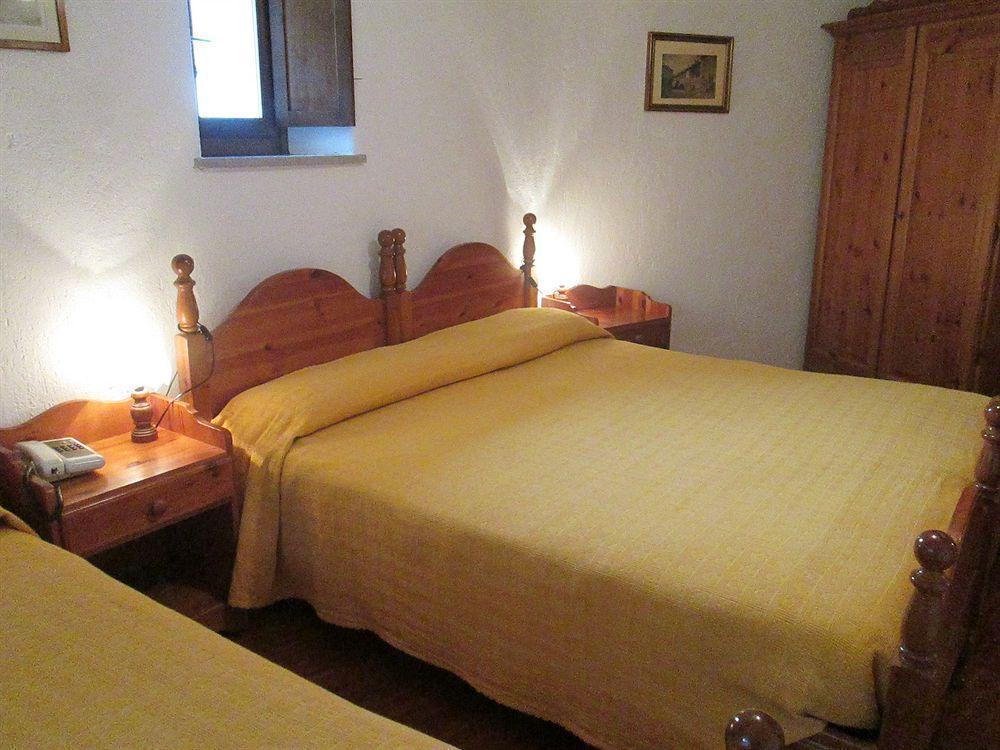 אאוסטה Hotel Cecchin מראה חיצוני תמונה